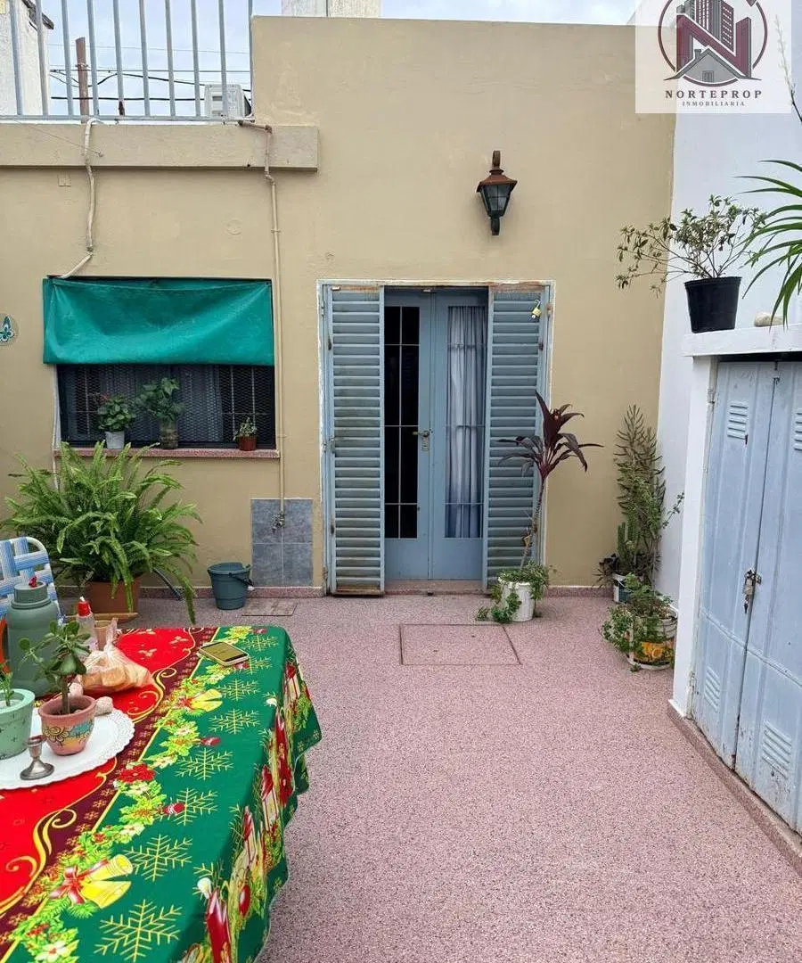 Casa en Talleres Oeste 5