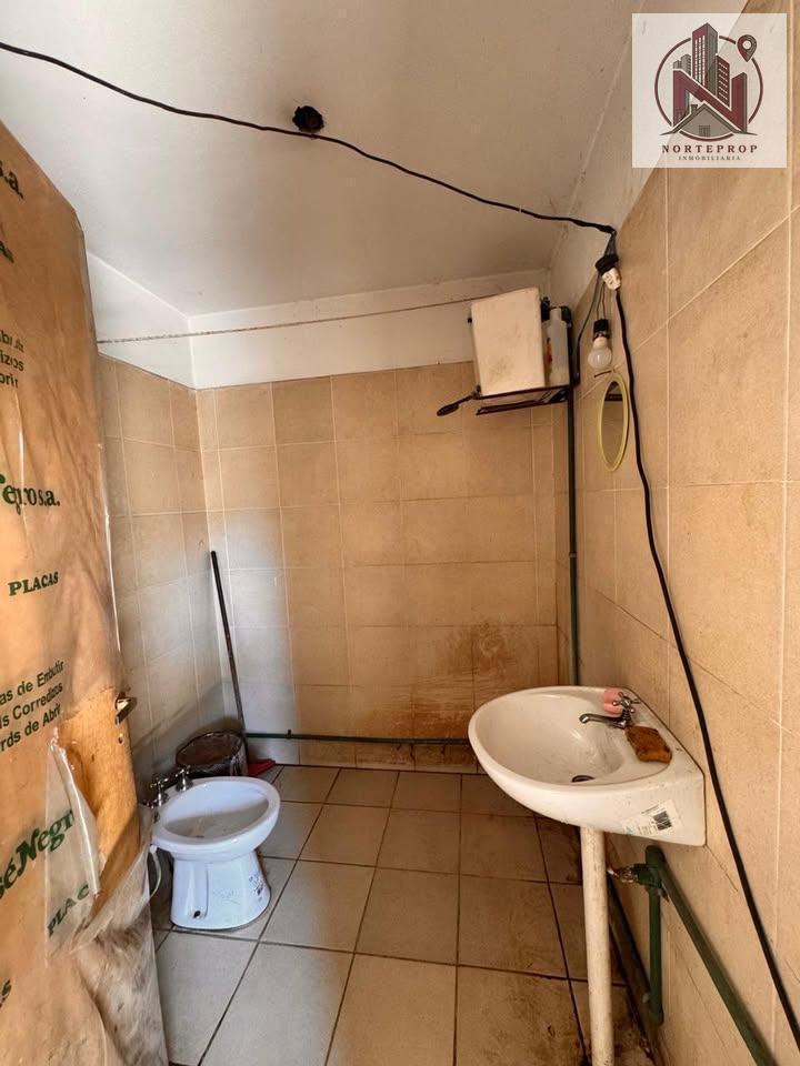 Foto de VENTA DE GALPON EN VILLA AZALAIS. A 100 METROS DE AV CAPDEVILA.- CORDOBA, imagen 5
