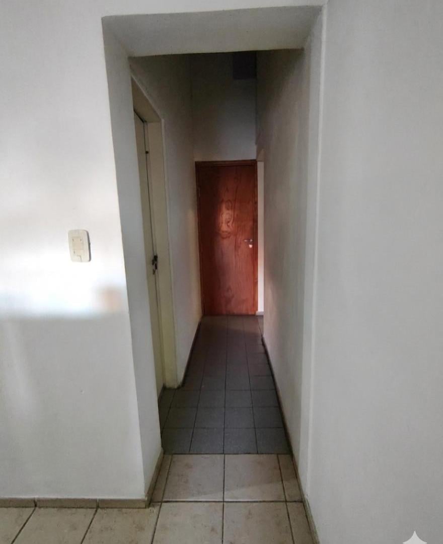 Foto de DUEÑO DIRECTO VENDE CASA 2 PISOS, imagen 4