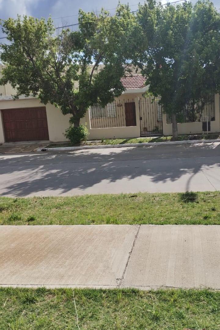 Foto de DUEÑO DIRECTO VENDE CASA 2 PISOS, imagen 1