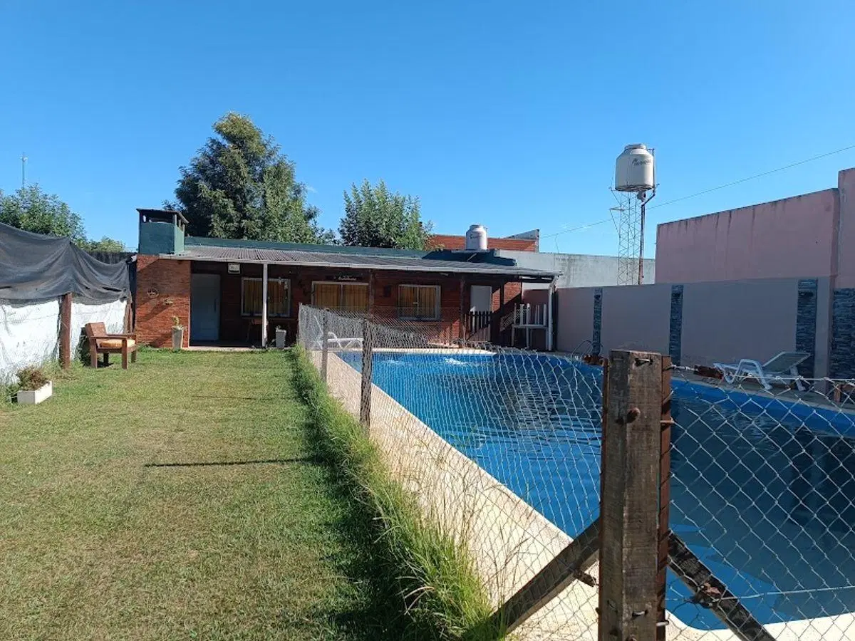 Quinta con pileta en venta 3