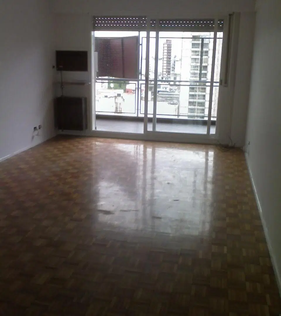 Departamento de 3 ambientes en alquiler en Balvanera sobre avenida al frente (zona Congreso) 4