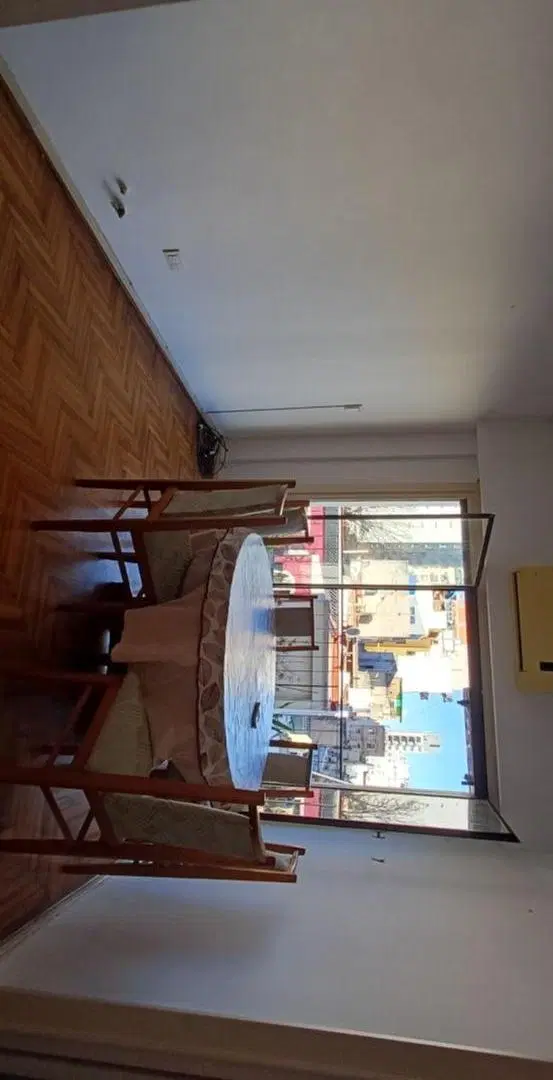 Departamento en alquiler de 3 ambientes en Monserrat, súper luminoso, todo externo, balcón al frente 8