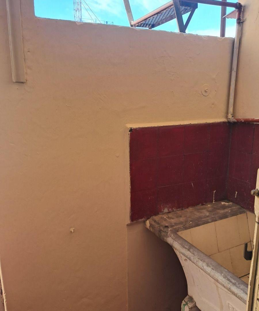 Foto de ALQUILER PH SEGUNDO. PISO POR ESCALERA, 3 AMBIENTES CON BALCONES AL, imagen 2