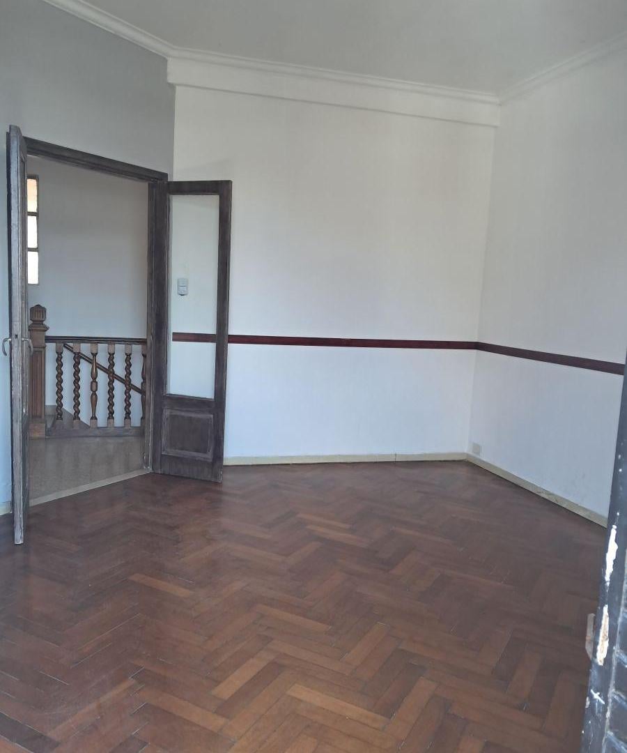 Foto de ALQUILER PH SEGUNDO. PISO POR ESCALERA, 3 AMBIENTES CON BALCONES AL, imagen 3