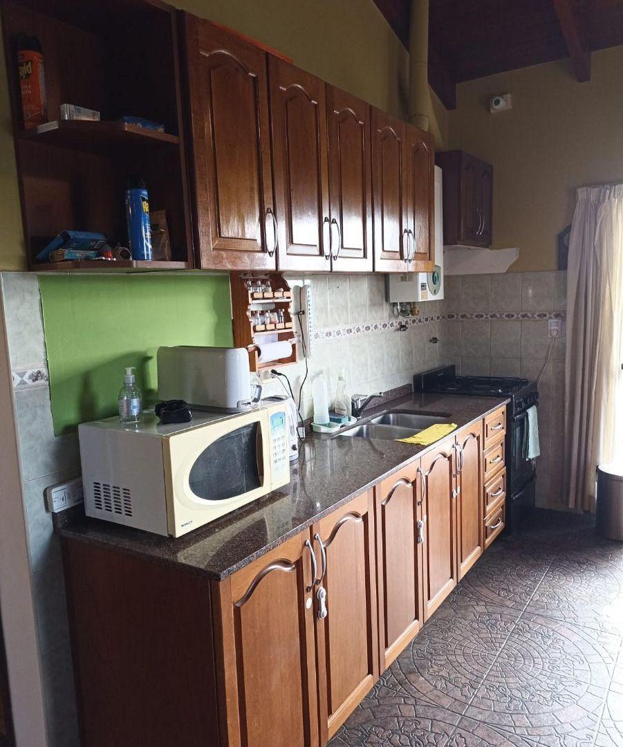 Foto de VENDO CASA DE 3 DORMITORIOS AMOBLADA APTO CREDITO – VILLA PARQUE, imagen 4