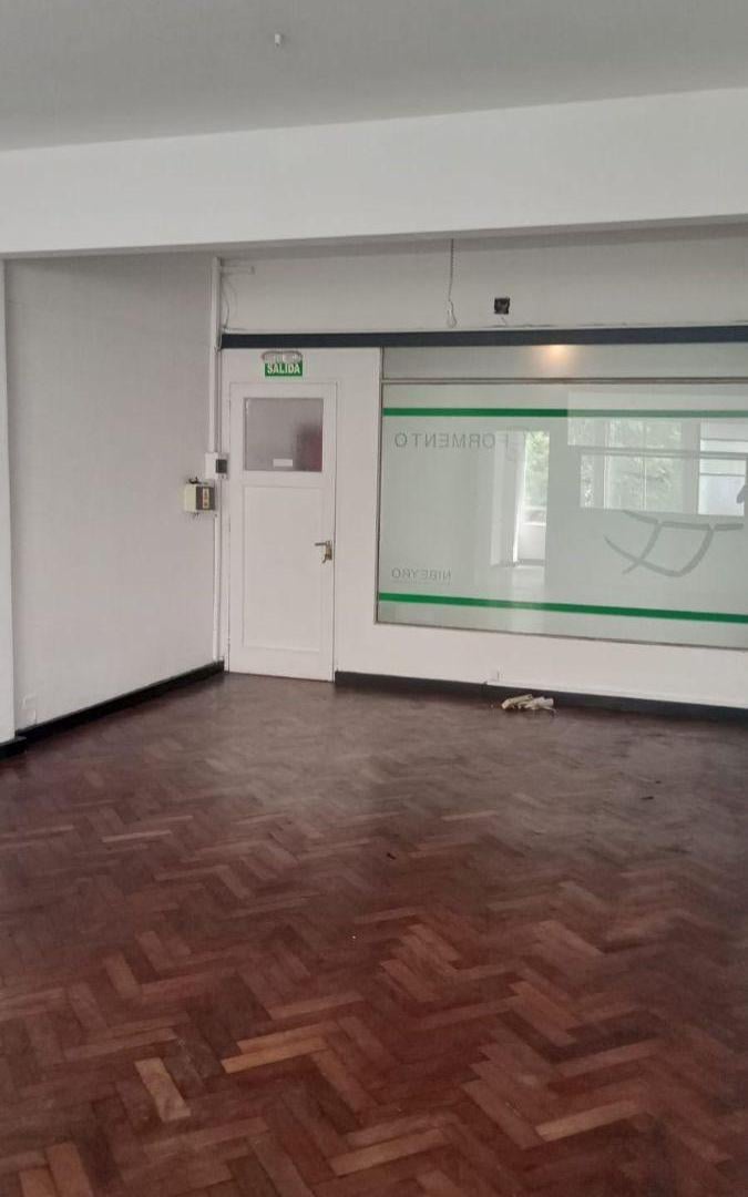 Foto de ALQUILO OFICINA AMPLIA UN PRIVADO, imagen 5