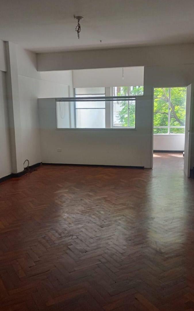 Foto de ALQUILO OFICINA AMPLIA UN PRIVADO, imagen 3