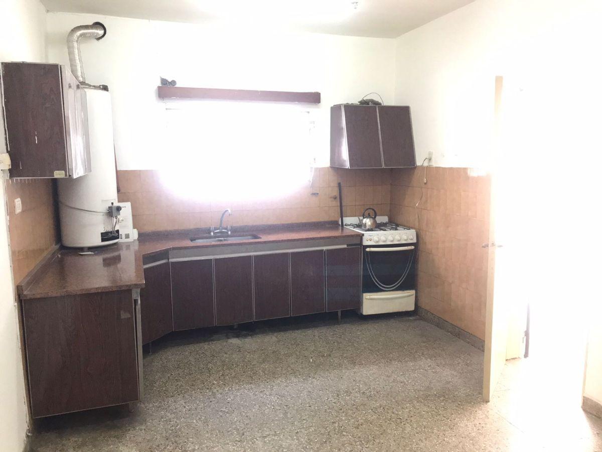 Foto de VENDO CASA 3 DORM + CASA 1 DORM + GALPON VILLA CABRERA, imagen 4