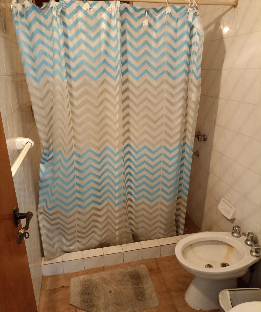 Foto de Casa de 310 m² con 4 dormitorios en alquiler en Urca, imagen 3