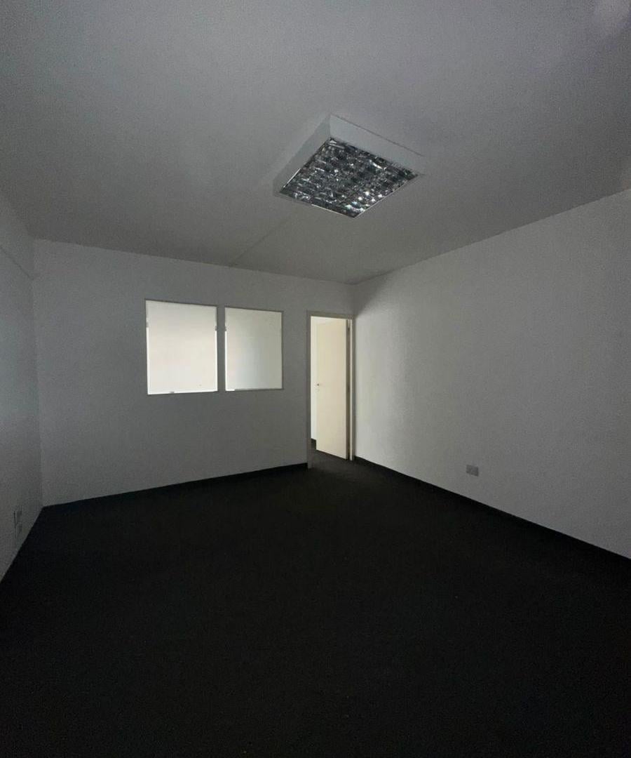 Foto de ALQUILO OFICINA PLENO CENTRO, imagen 2