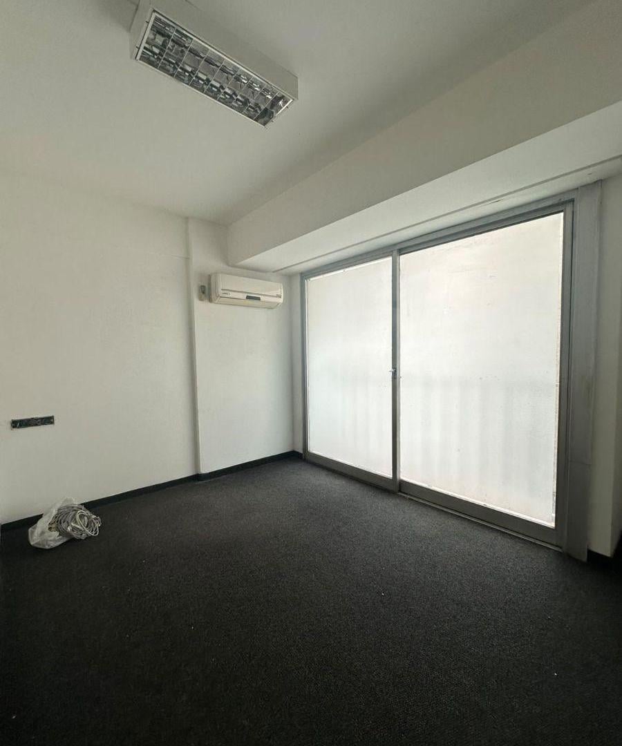 Foto de ALQUILO OFICINA PLENO CENTRO, imagen 5