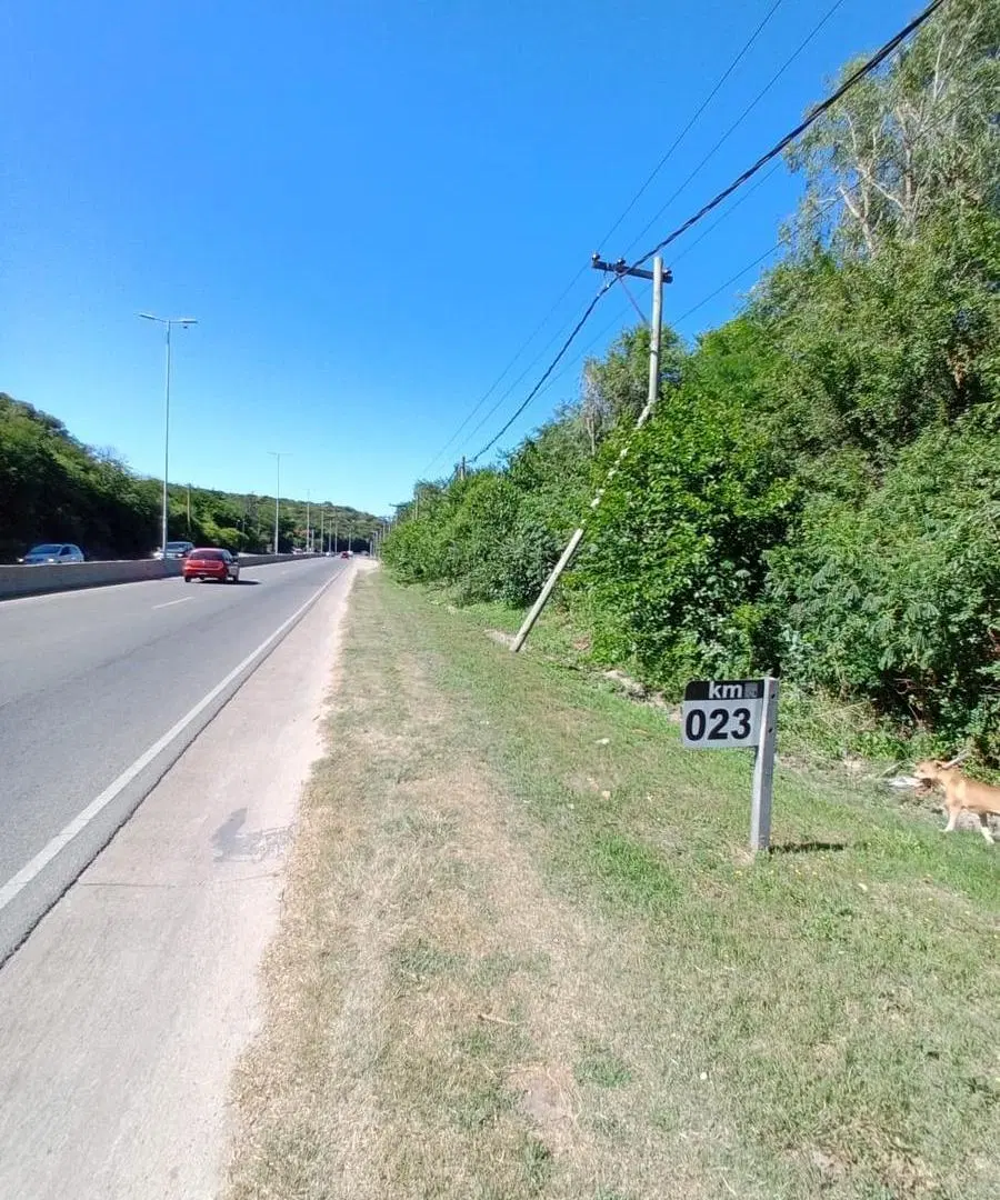 Terreno de 4 hectáreas para emprendimiento en Ruta E53- Rio Ceballos- Córdoba 2