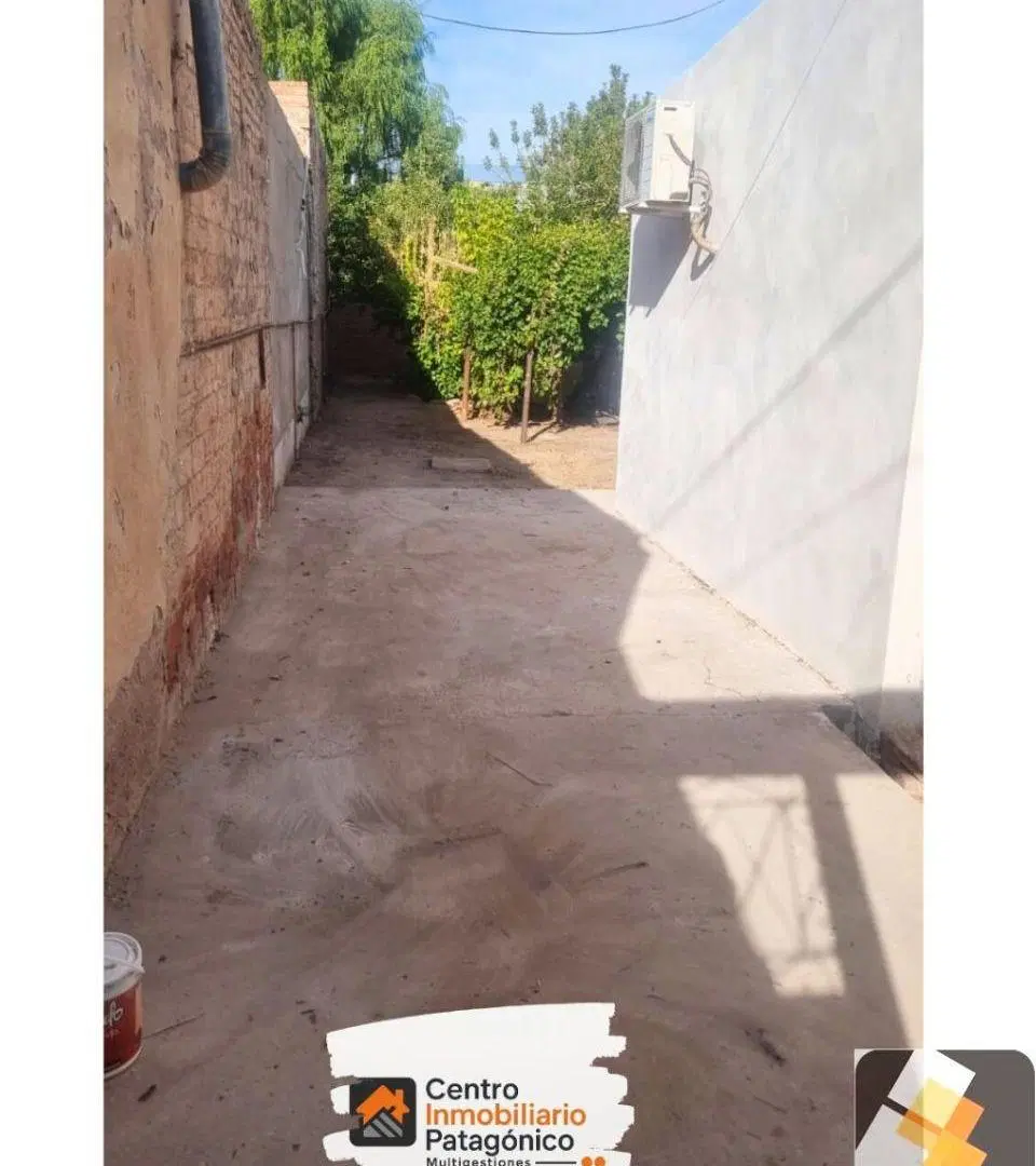 Casa en venta c/ cochera en Cutral Có 4