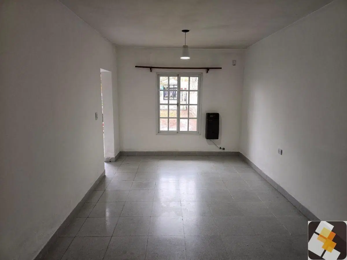 Dúplex en alquiler c/ cochera en Plottier 5