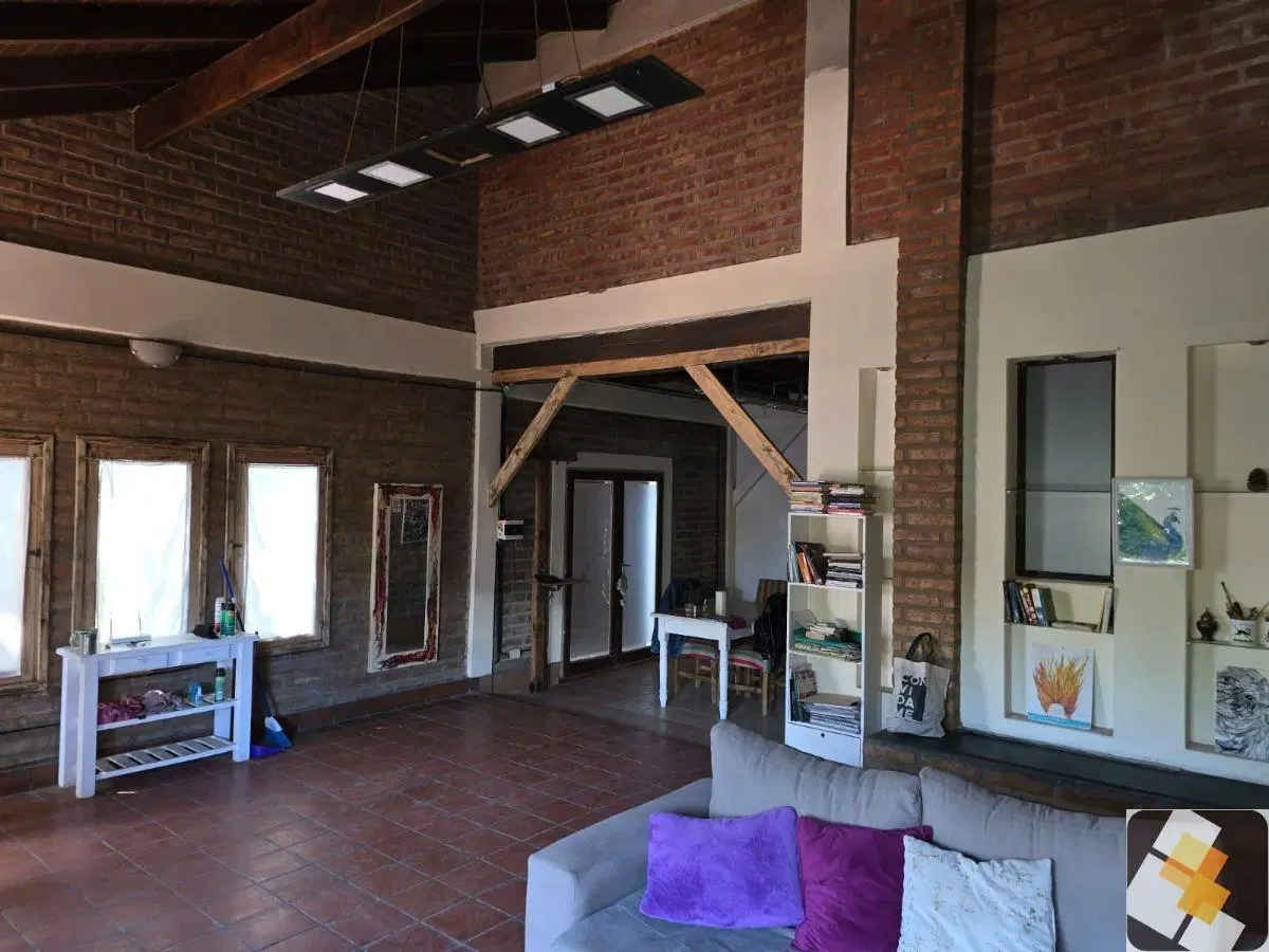 Cocheradescubierta  en venta ubicado en Plottier 3