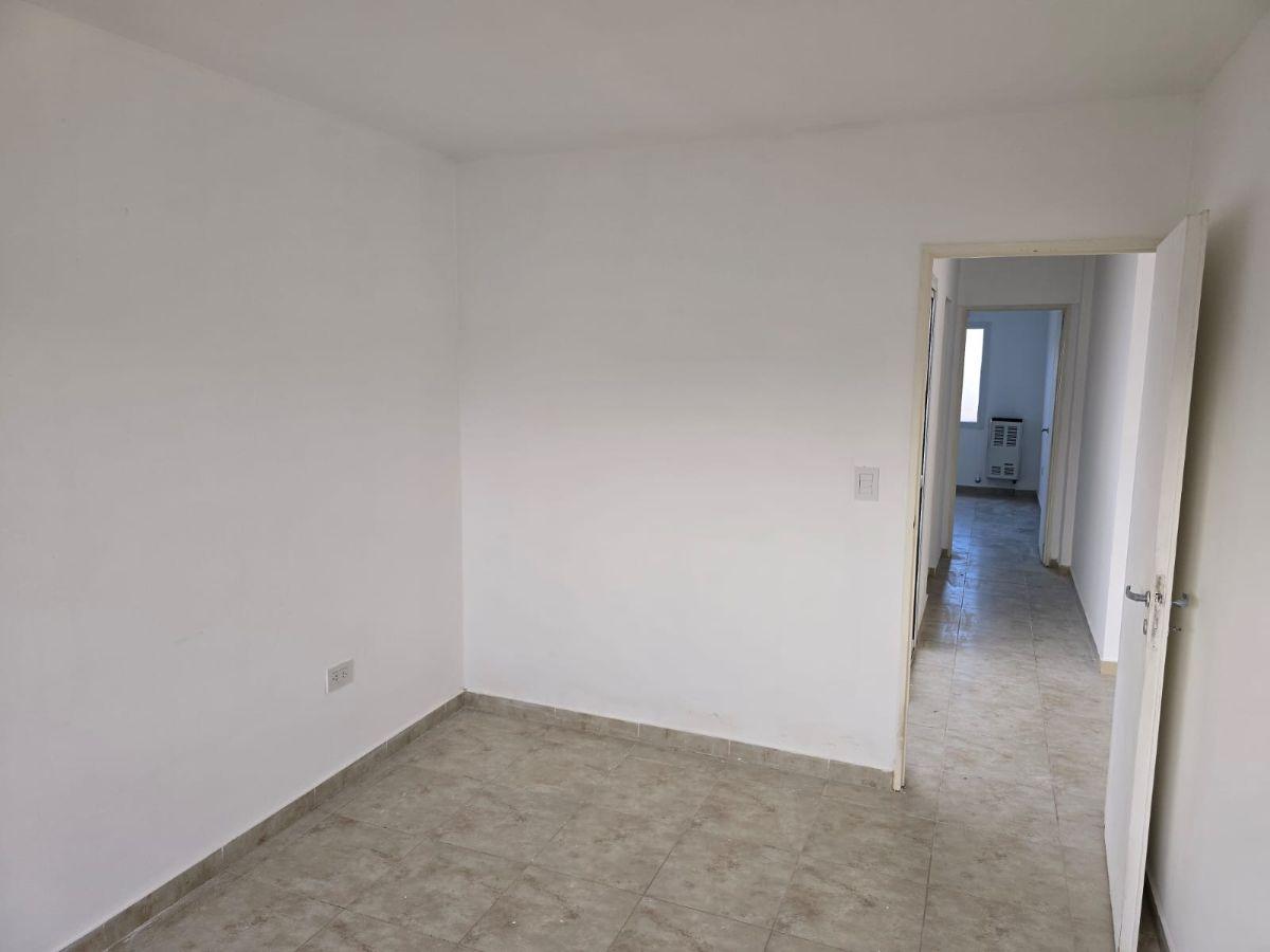 Foto de ALQUILER DE CASA DE 2 HABITACIONES EN BARRIO ALTOS DE ALBERDI 1, imagen 5