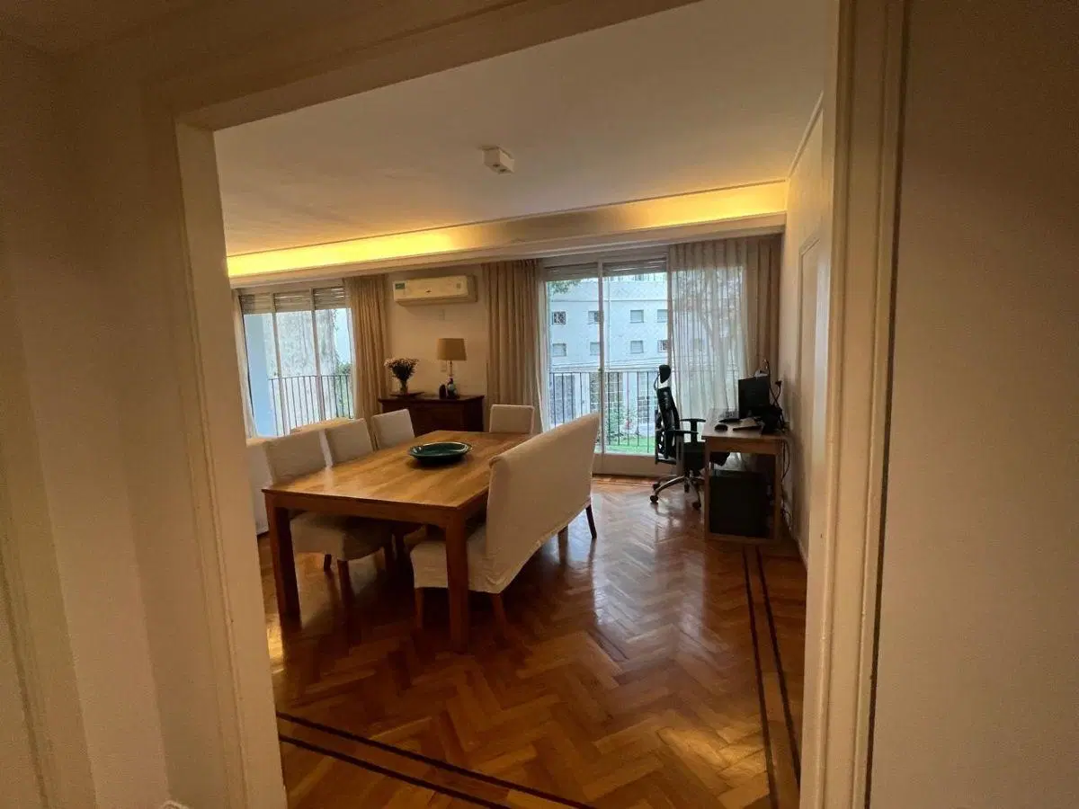 Piso de 152 mts ubicado en pleno Recoleta muy luminoso y con excelentes vistas a un Jardín 3