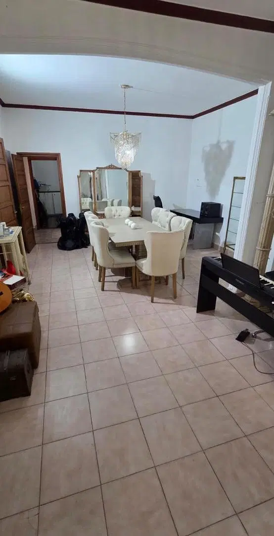 ALEM 1500 - CASA 3 DORMITORIOS AL FRENTE CON COCHERA Y TERRAZA 2