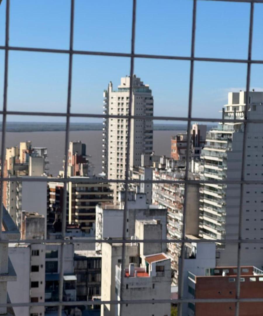 Foto de Alquiler Mitre 300 - Departamento en Parque España, imagen 2