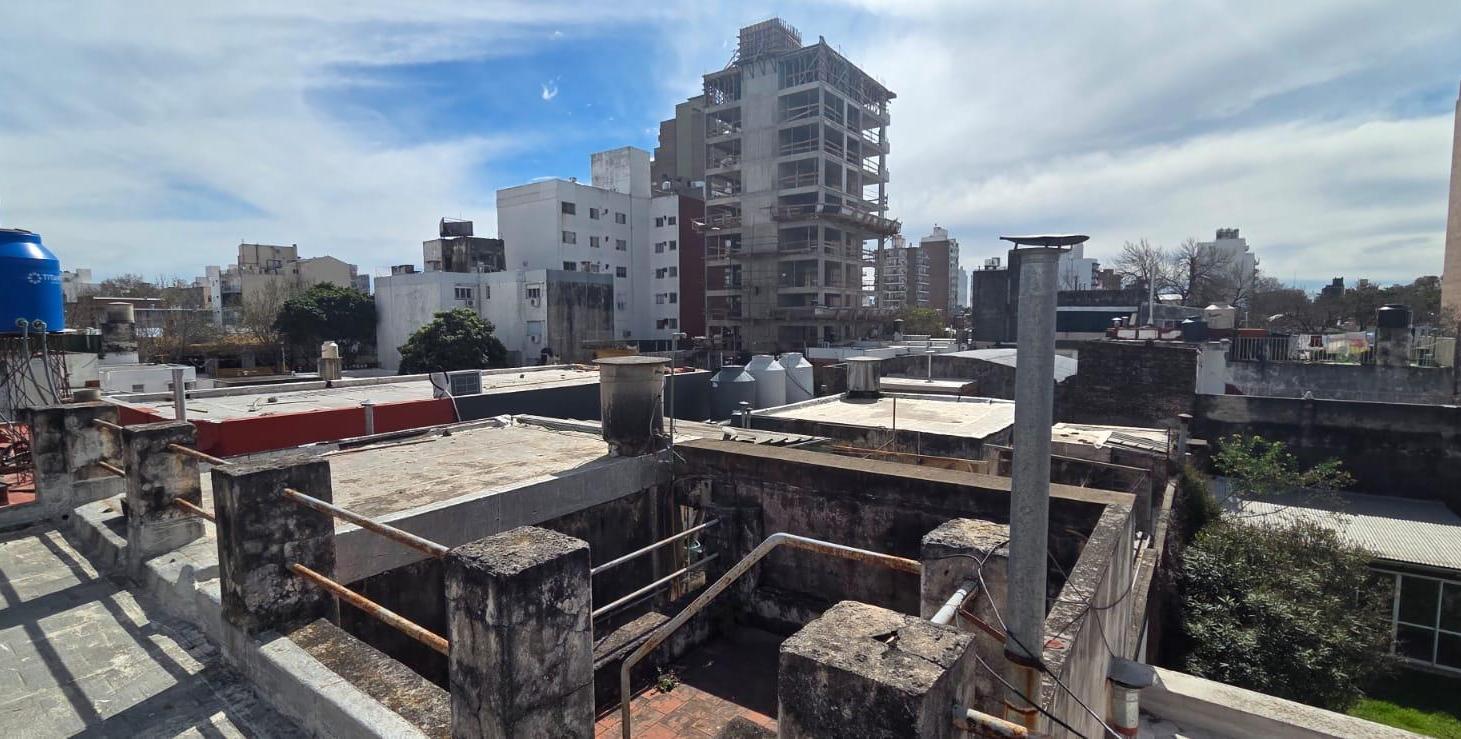 Foto de Venta Marcos Paz 3450 - Espectacular casa a reciclar a metros del, imagen 4