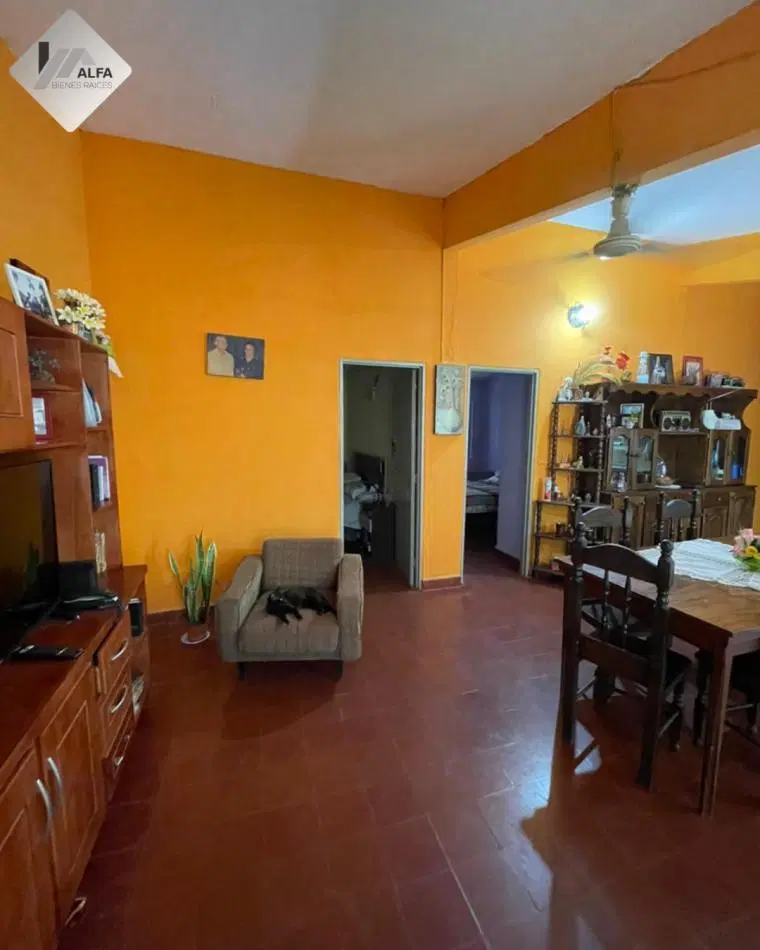 CASA EN VENTA (BARRIO YACYRETA) 3