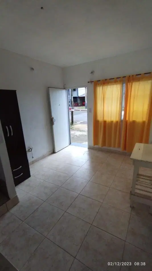 ALQUILO MONOAMBIENTE 3