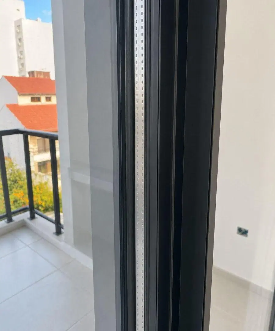 Cochera cubierta en PB a la Venta San Martin Centro edificio a estrenar 8