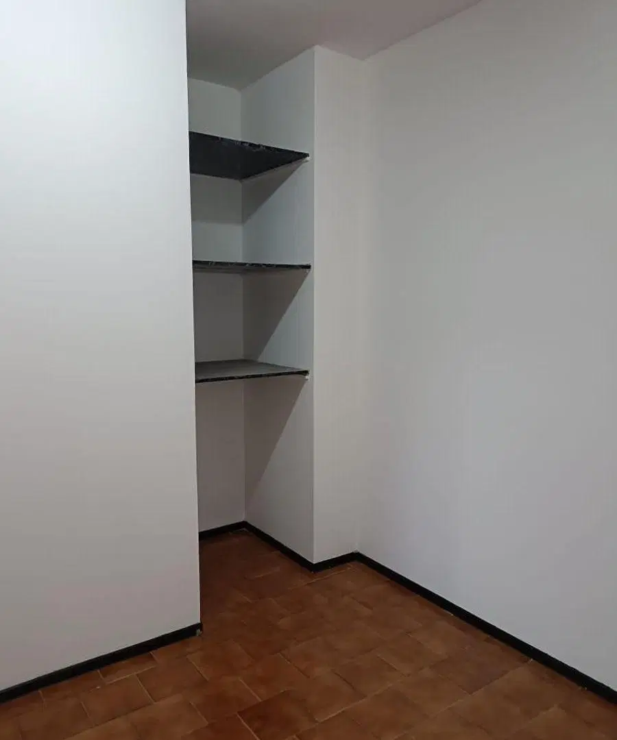Mendoza - Oficina en Alquiler - Zona Tribunales - Recepción y 2 Privados 5