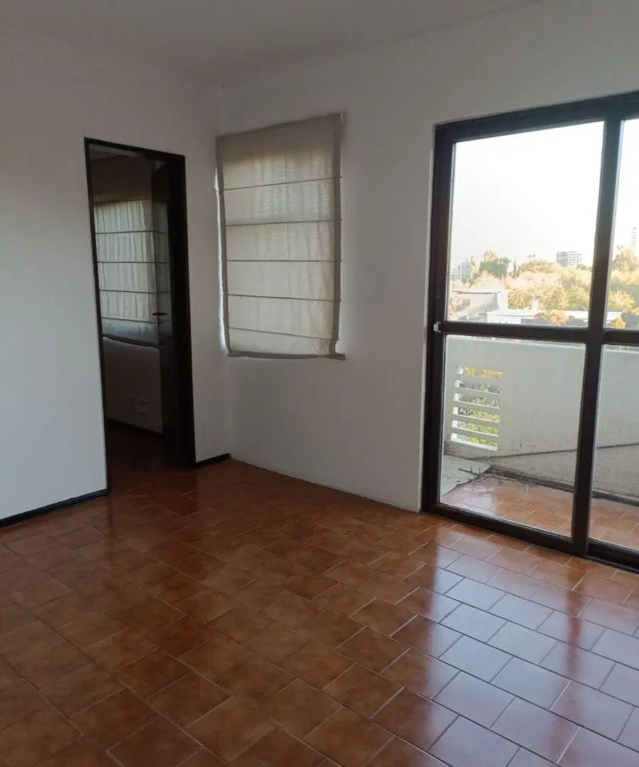 Mendoza - Oficina en Alquiler - Zona Tribunales - Recepción y 2 Privados 4