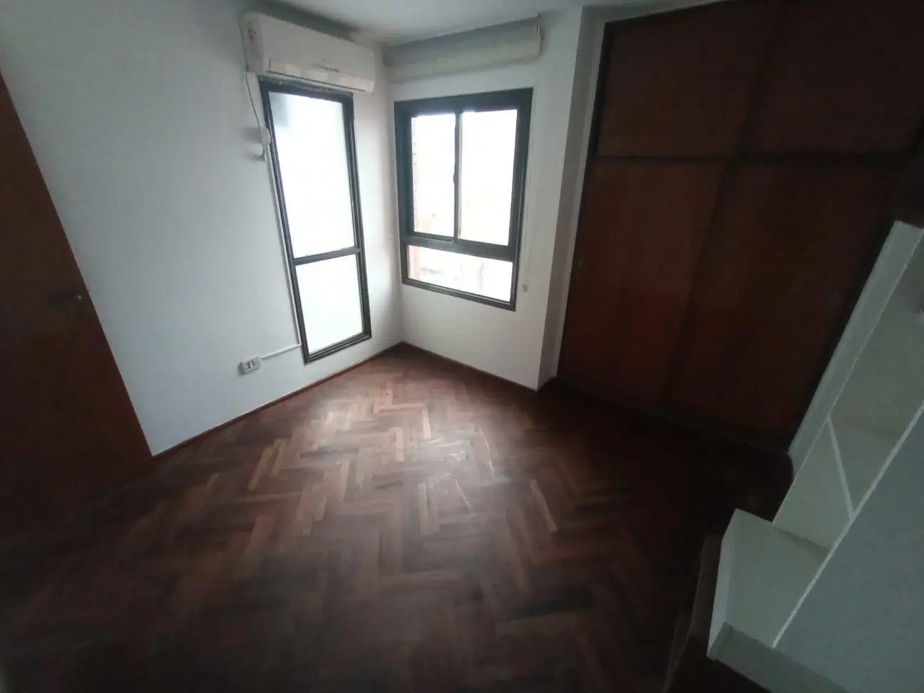 DEPTO 1 DORMITORIO - BV ILLIA N° 329 - BALCON - A MTS DE BV CHACABUCO 5
