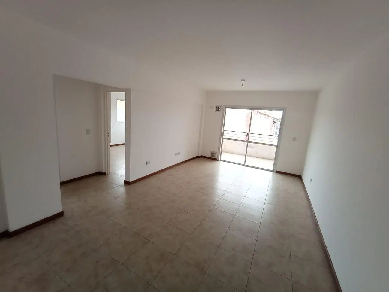 DEPTO 2 DORM + COCHERA - BALCON ASADOR - VIGILANCIA - B° MATIENZO 2