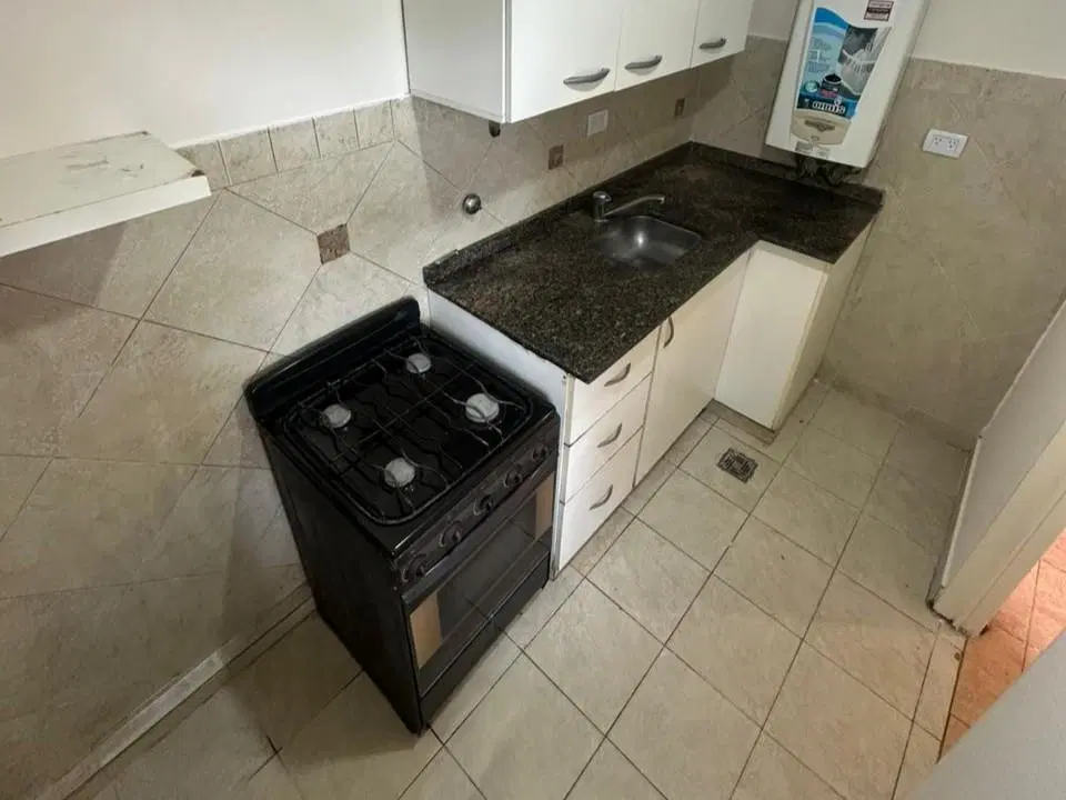 DEPTO 1 DORMITORIO - BALCON -  AV AMBROSIO OLMOS N° 900 - NVA CBA! 4