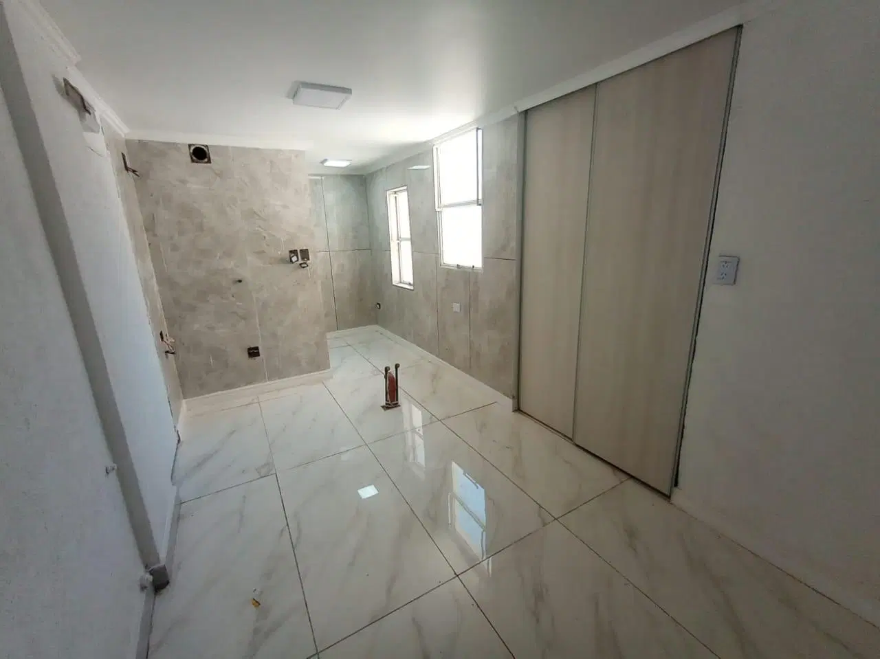 VENTA - DEPTO 3 DORMITORIOS - 2 BAÑOS - RECICLADO - ITUZAINGO N° 1270 2