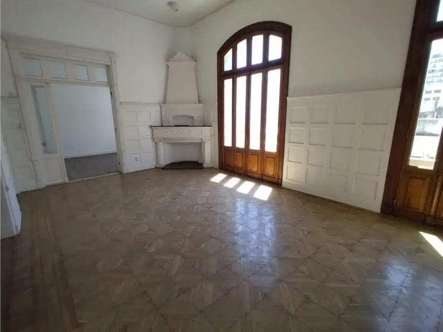 CASONA COLONIAL REMODELADA – USO COMERCIAL – +12 AMBIENTES – B° CENTRO 2
