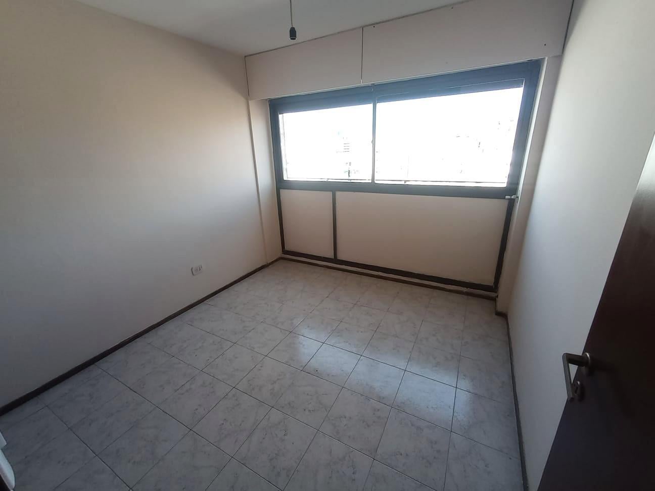 Foto de BALCON TERRAZA - PISO ALTO - 1 DORMITORIO - CASEROS N° 261 - B° CENTRO, imagen 5