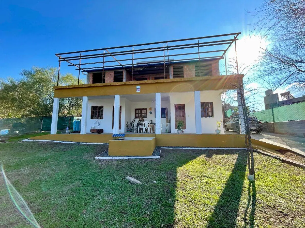 Complejo en venta, 4 unidades Villa Parque Siquiman, a 15 minutos de Villa Carlos Paz 4