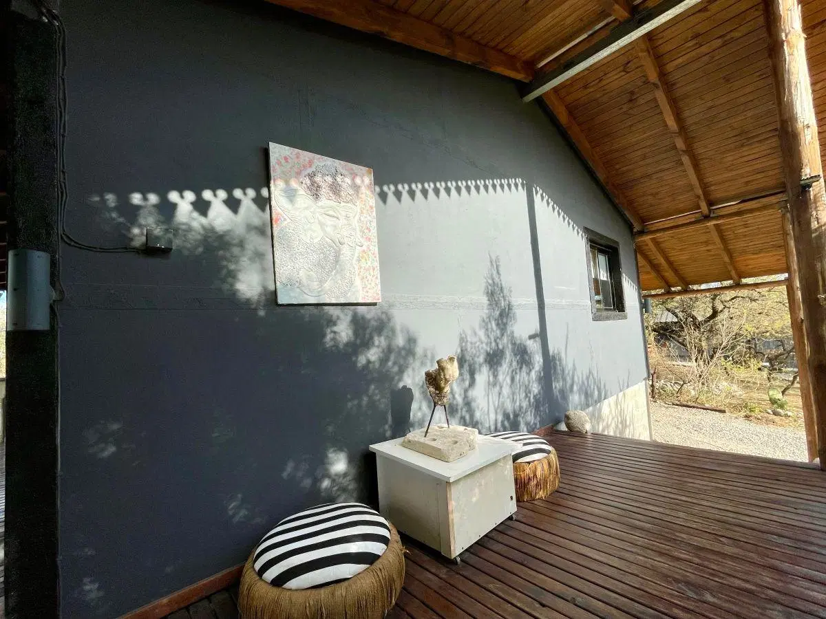 Casa de dormitorios más departamento en venta, en Molinari, Cosquín, a metros de nueva autovía 2