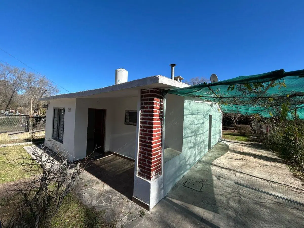 Casa en venta, 2 dormitorios, patio, en El Vallecito, Valle Hermoso, 3