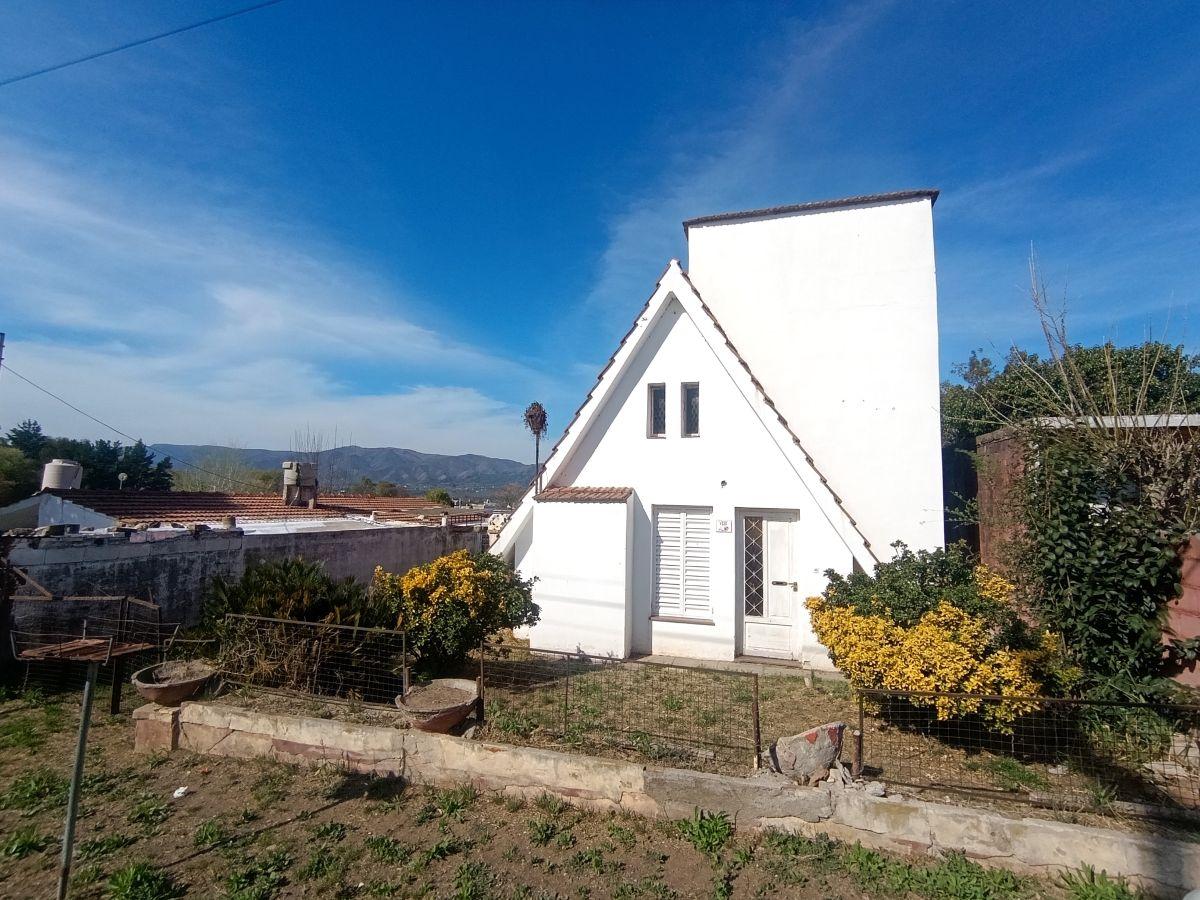Foto de CASA EN VENTA, 3 DORMITORIOS, A TRES CUADRAS DE LA RUTA, COLEGIOS, imagen 1