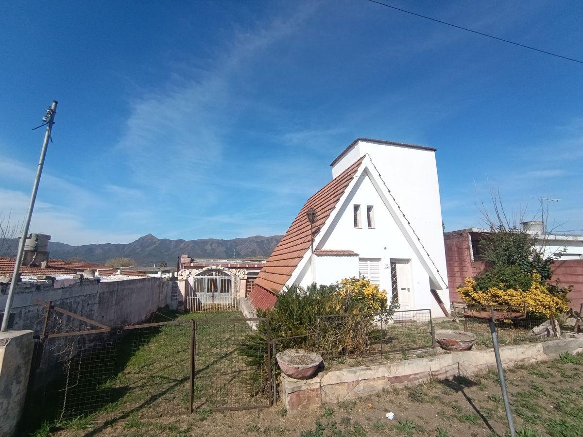Foto de CASA EN VENTA, 3 DORMITORIOS, A TRES CUADRAS DE LA RUTA, COLEGIOS, imagen 4