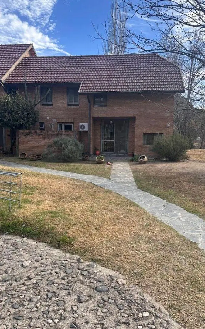 VENTA CASA COUNTRY NÁUTICO COSTA AZUL - VILLA CARLOS PAZ 1