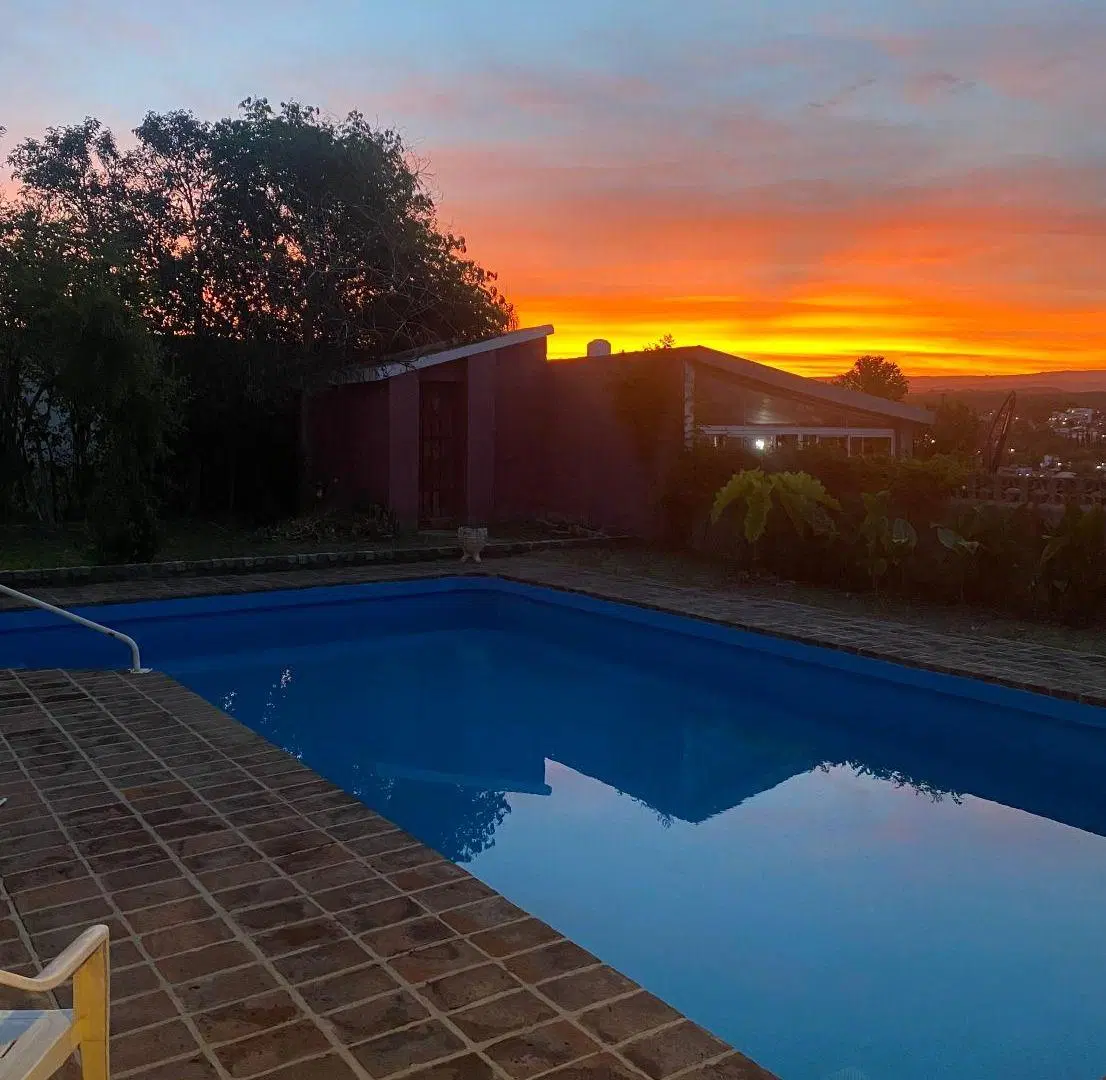 Casa quinta en Carlos Paz 3 dor 2 bños 2 galerias quincho piscina 10x5 a solo 5 cuadras del centro. 3