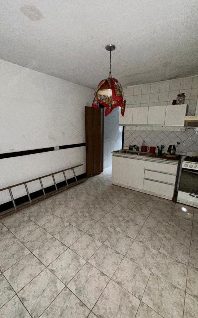 Foto de OPORTUNIDAD VENTA CASA PLANTA ALTA 3 DORMITORIOS -3 BAÑOS - COCHERA, imagen 2