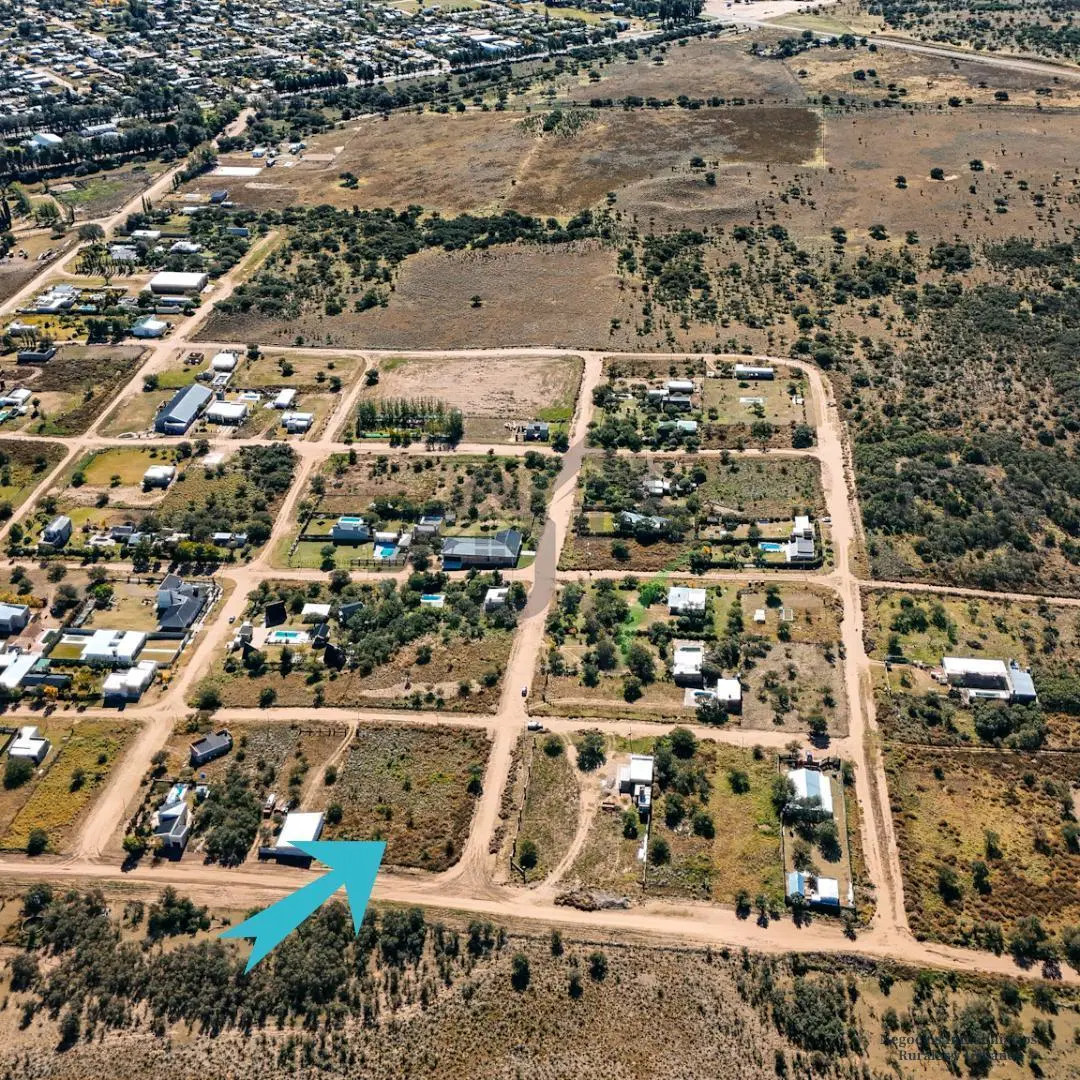 Terreno en Victorica 7