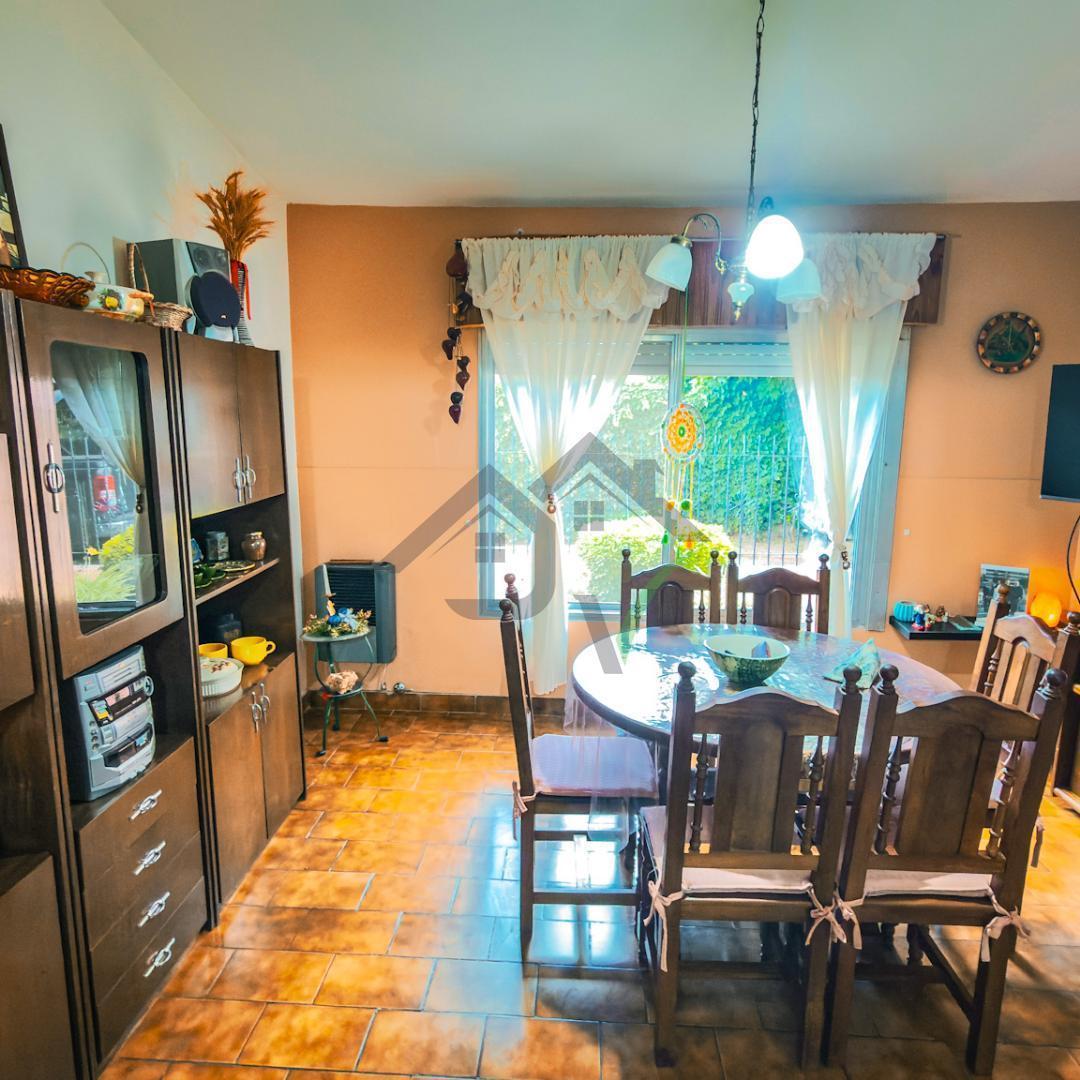 Foto de Casa Centrica - Venta - Winifreda, imagen 1