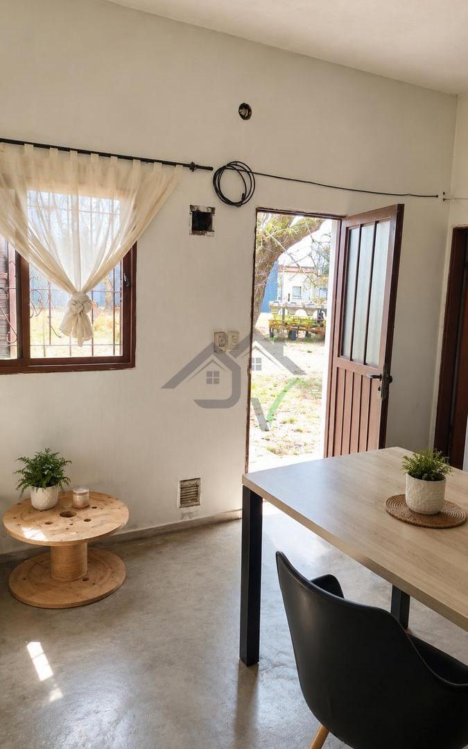 Foto de Gran terreno con Galpón y Casa, imagen 1