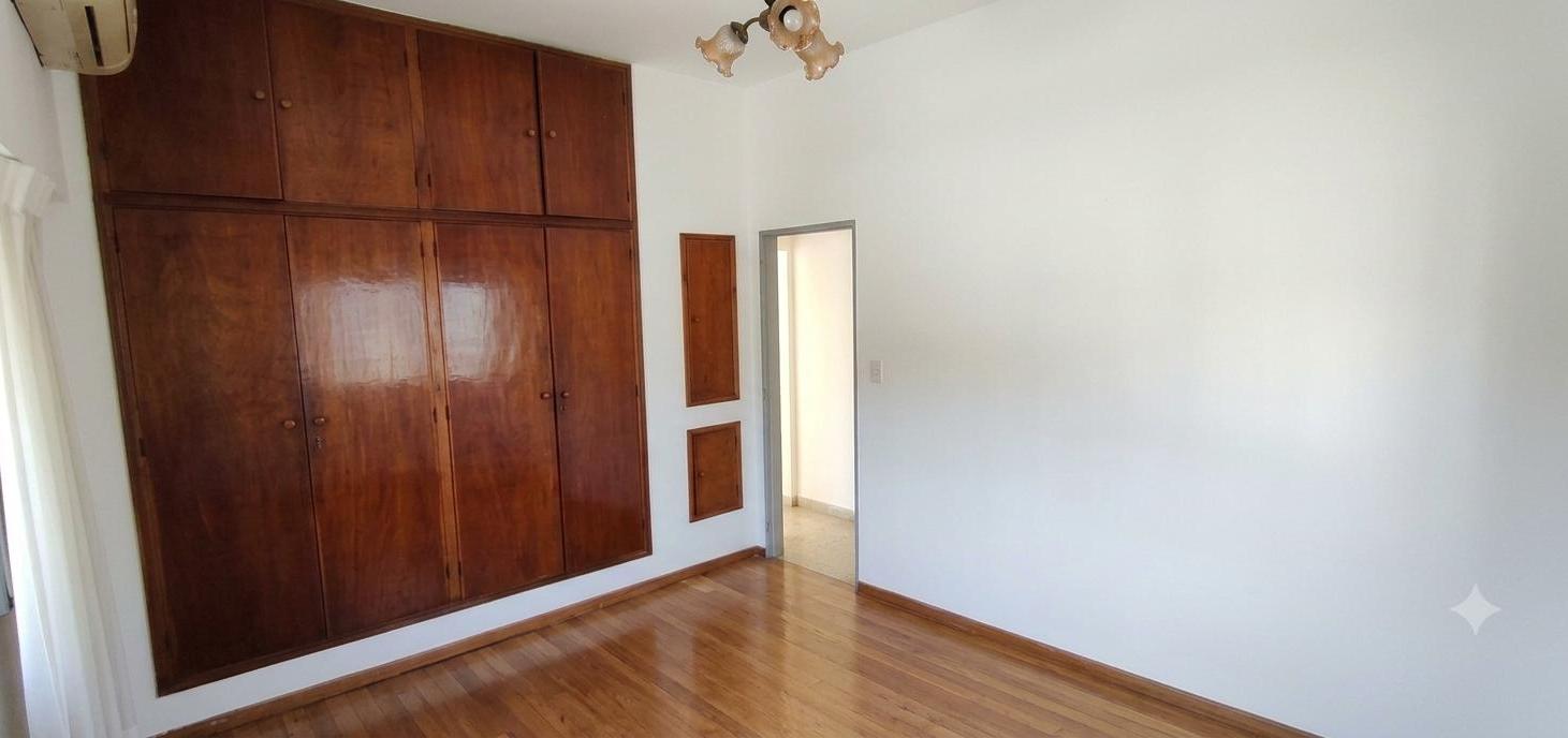 Foto de VENTA CASA LOTE PROPIO 5 AMB FONDO LIBRE EN MUNRO APTO CREDITO, imagen 2