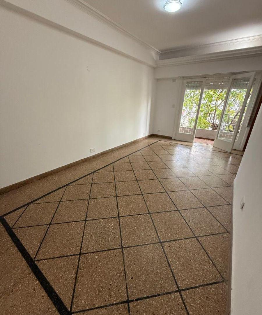 Foto de CONSULTORIO, OFICINA, SHOWROOM SOBRE ARIETA 1º PISO, imagen 1