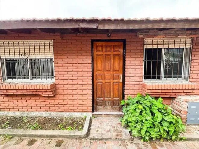 PH de 2 ambientes con patio y cochera en excelente ubicación 8